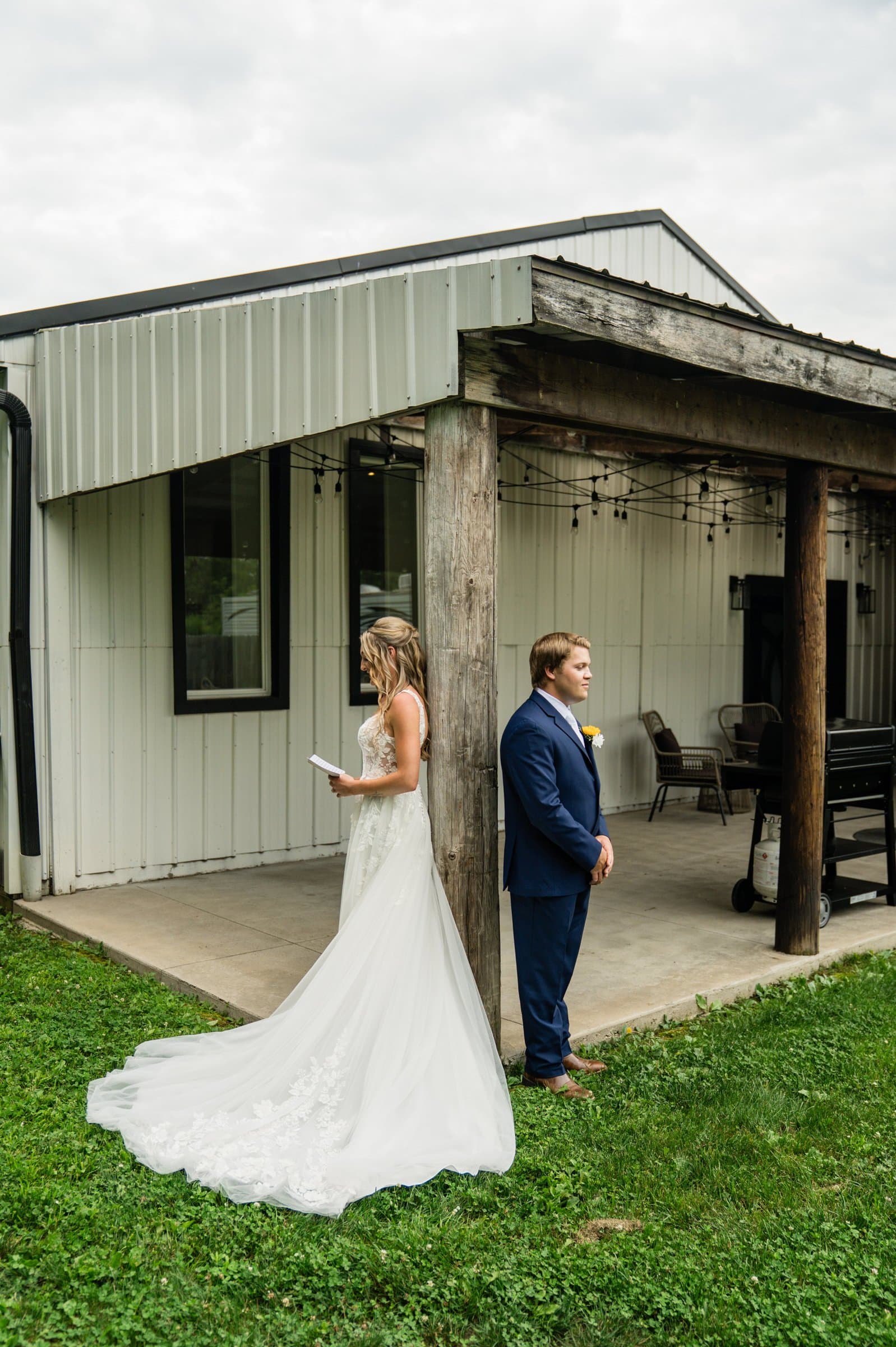First Look vs. Aisle Reveal: Which One Fits Your Wedding Day?